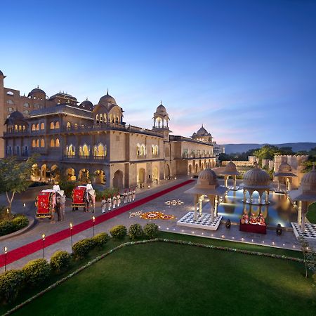 Hotel Fairmont Divisione di Jaipur Esterno foto The Oberoi Udaivilas Palace