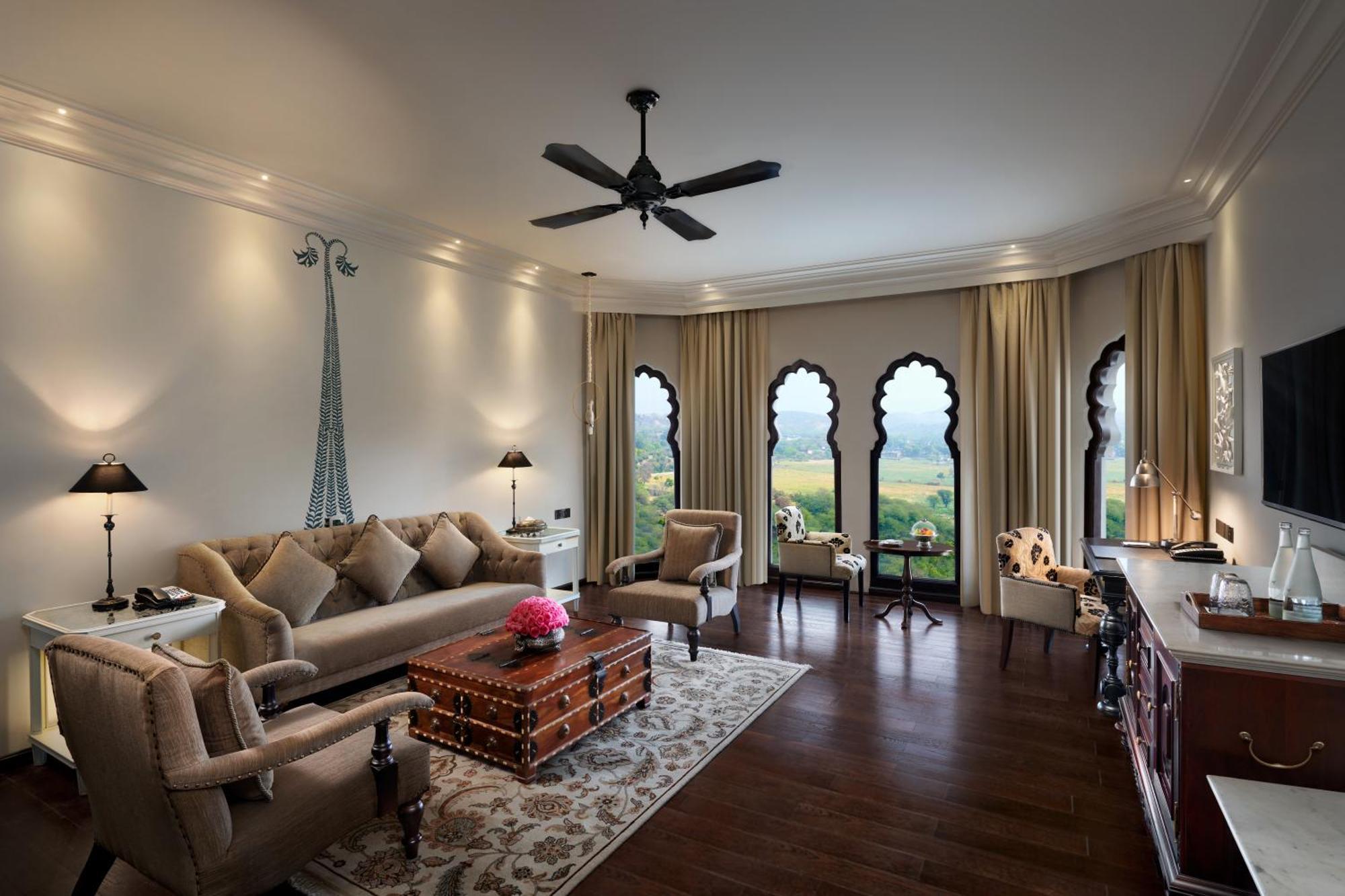 Hotel Fairmont Divisione di Jaipur Esterno foto A suite at The Oberoi Agra